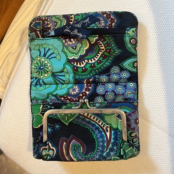 VERA BRADLEY Vintage Blue Rhapsody Wallet GUC - Picture 2 of 3